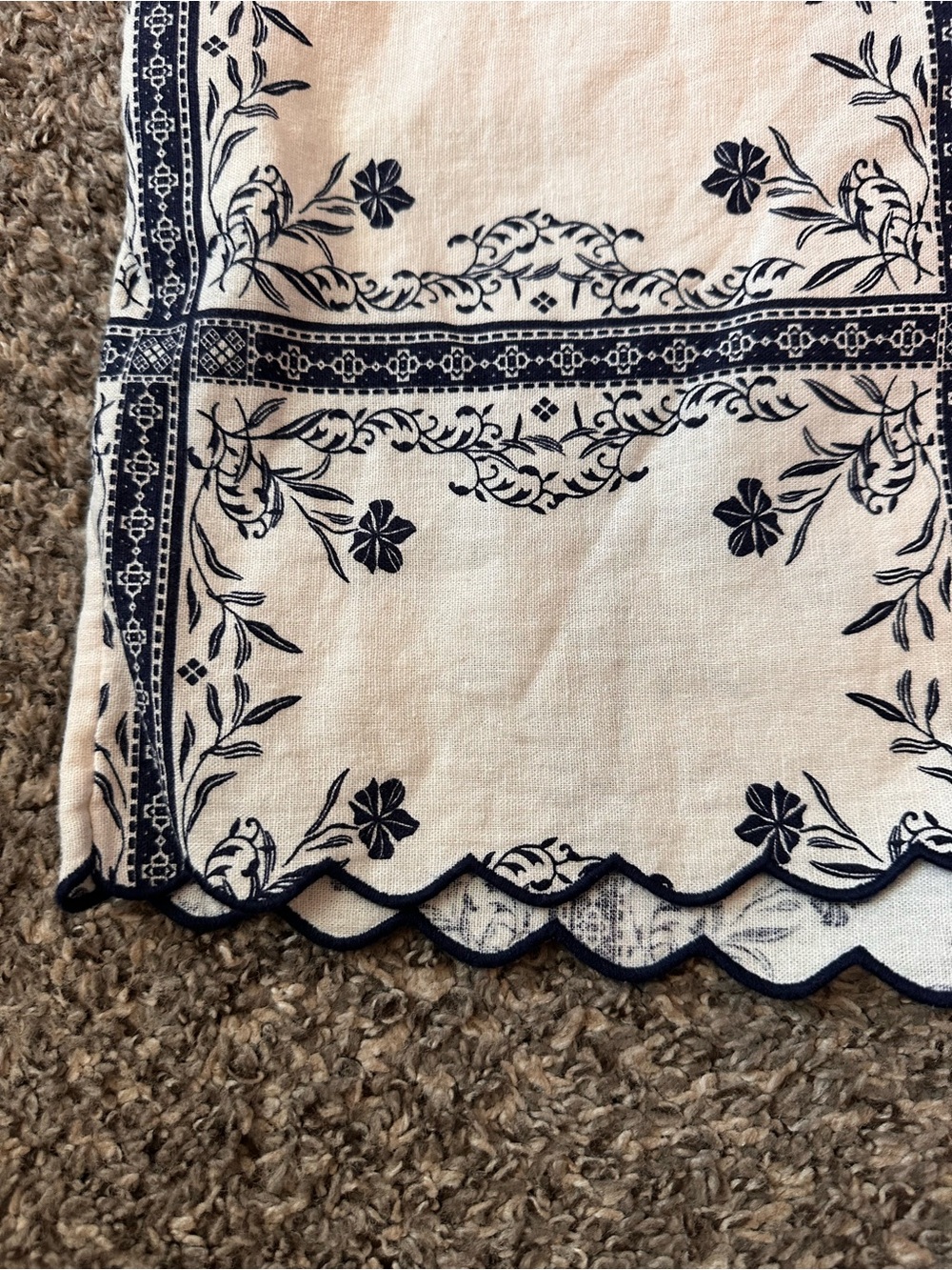 a new day White and Navy Floral Scallop Hem High-Waist Shorts - Picture 2 of 8